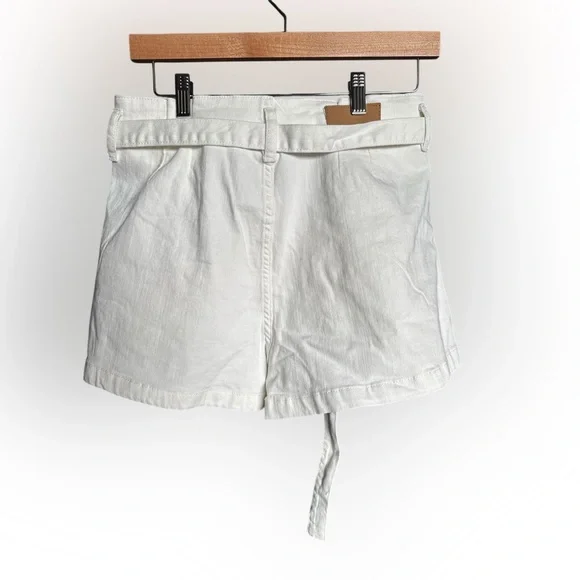 Valija Gitana White Jean Shorts - Picture 2 of 4
